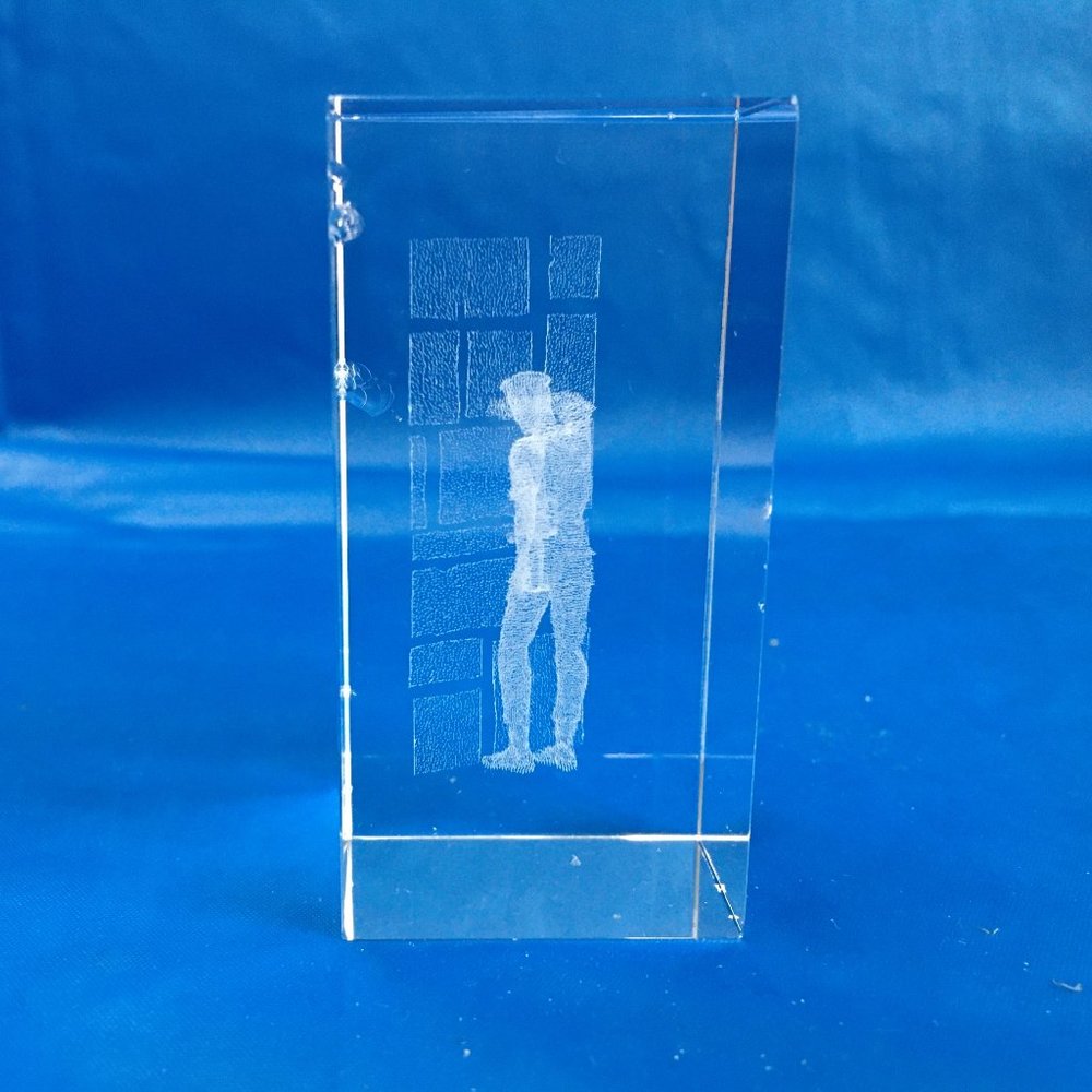 Military Vet at The Western Wall Base 3D Crystal